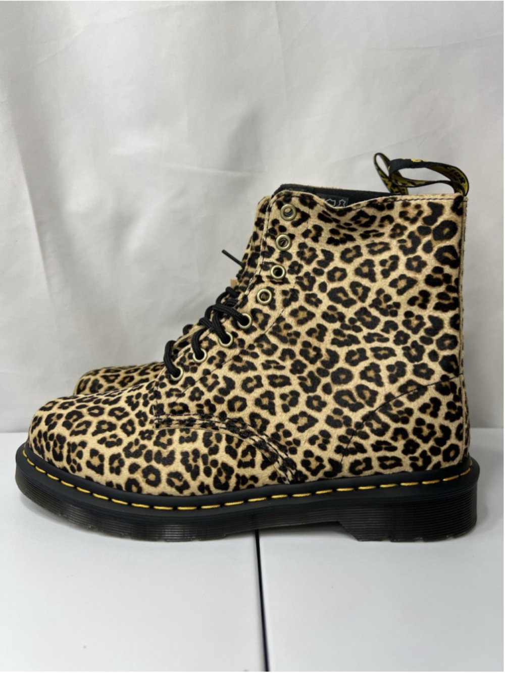 Dr Martens 1460 Pascal Leopard Cow Hair Lace Up Boot US M 9 W 10 Unisex Festive - Picture 8 of 13